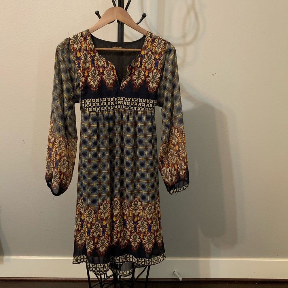 Reborn Large midi dress with balloon sleeves